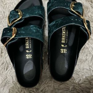 Birkenstock Velvet Arizona Big Buckle